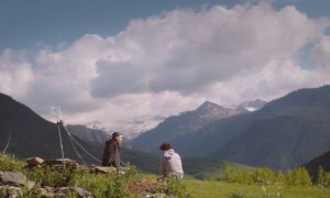 Pau Donés y Jordi Évole en el Valle de Arán durante la grabación del documental 'Eso que me das'. / FESTIVAL DE MÁLAGA