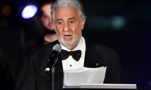 el cantante de ópera español Plácido Domingo habla después de recibir el Premio a la Trayectoria del Teatro Musical Austriaco 2020 en la ceremonia de entrega de premios del "Premio del Teatro Musical Austriaco 2020". Foto: Barbara Gindl / APA / dpa