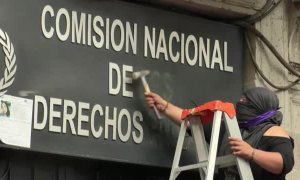 El movimiento feminista toma la Comisión de Derechos Humanos en México