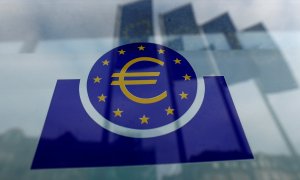El logo del BCE, a la entrada de su sede en Fráncfort. REUTERS/Ralph Orlowski