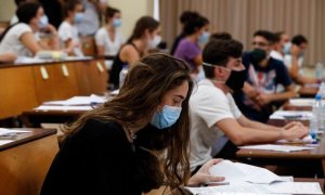 Alumnos en un aula universitaria / EFE