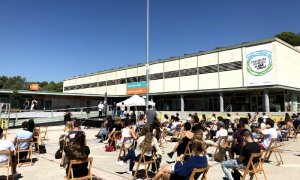 La foto és una actividad universitaria Erasmus, el International Welcome Days de la Universitat Autònoma de Barcelona (UAB), con medidas anticovid / UAB