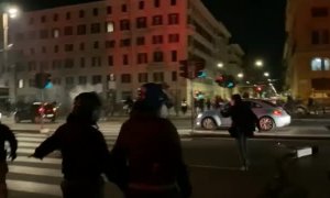 Grupos fascistas italianos intentan romper el toque de queda en Roma