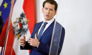 El canciller austriaco Sebastian Kurz anuncia nuevas restricciones por el coronavirus.