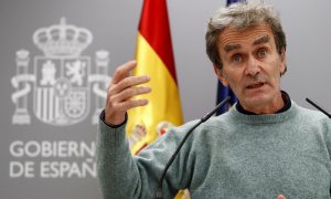 El director del Centro de Alertas y Emergencias Sanitarias, Fernando Simón, durante la rueda de prensa ofrecida este martes en Moncloa para informar acerca de los últimos datos de la pandemia del coronavirus en España.