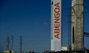 Vista de la planta solar de Abengoa en Sanlucar la Mayor (Sevilla).