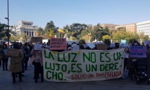 Vecinas exigen luz para la Cañada Real, en una imagen de archivo.