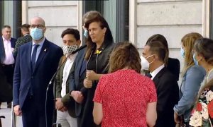 Laura Borrás arrasa en las primarias de JxCat y se convierte en candidata a la presidencia de la Generalitat