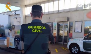 Tres detenidos por estafar 135.000 euros usando tarjetas de combustible para repostajes ficticios
