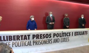 Torra dona la pancarta que causó su inhabilitación al Museo de Historia de Cataluña