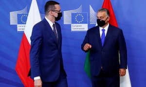 El primer ministro polaco, Mateusz Morawiecki (a la izquierda), y su homólogo húngaro, Viktor Orbán.