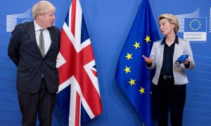 La presidenta de la Comissió Europea, Ursula von der Leyen, rep el primer ministre britànic, Boris Johnson, per negociar l'acord comercial post-Brexit amb el Regne Unit, a Brussel·les.