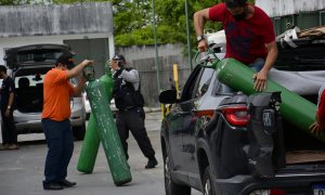 Las fiestas de final de año supusieron más internaciones en Manaus, y más demanda de oxígeno hospitalario, hasta que el sistema ha colapsado.