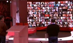 El Comité Federal del PSOE arranca con un minuto de silencio por las víctimas de la pandemia
