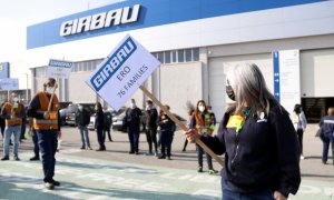 Treballadors de Girbau, a Vic, en protesta contra els acomiadaments.