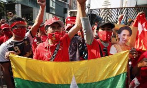 Protestas por el golpe de estado en Myanmar