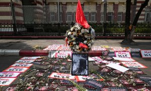 Memorial en honor a la primer víctima de las protestas en Myanmar