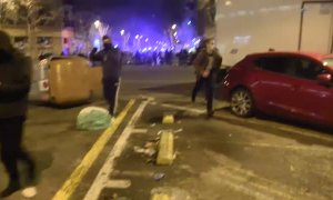 Un periodista resulta herido durante los disturbios de esta noche en Barcelona