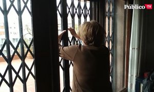 Echan de su casa a una mujer de 83 años en Barcelona