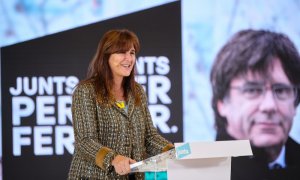 Laura Borràs en el acto central de campaña en Vic (Barcelona).  JULIO DÍAZ (JUNTSXCAT)