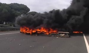 Corte de carretera y fuego en la protesta de Airbus