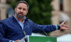 El presidente de Vox, Santiago Abascal imterviene en un acto del partido, a 22 de abril de 2021, en Las Rozas, Madrid (España).