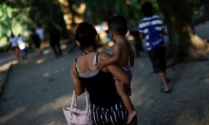 Una joven madre de Honduras, que vive en un refugio para migrantes en Tabasco, México el 26 de marzo de 2021.