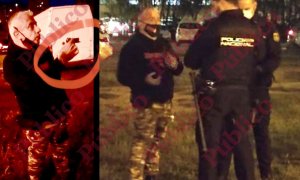 Vicente Casinos, conocido como "el nazi de El Cabanyal", con la navaja y, después, en el momento de ser detenido por la Policía.