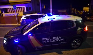 Imagen de archivo de un coche patrulla de la Policía Nacional.