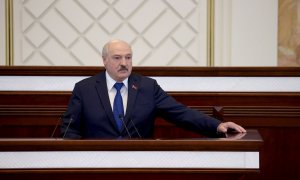 El presidente de Bielorrusia Lukashenko, hablando en el Parlamento a 26 de mayo de 2021.