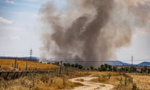 Un incendio que se ha iniciado la pasada noche en el vertedero de basuras de Cobeja (Toledo)