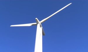 La "burbuja" económica del viento moviliza en Galicia a miles de personas contra los parques eólicos