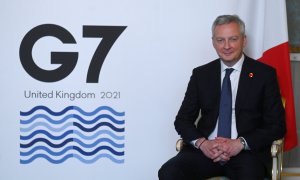 El ministro de Economía y Finanzas de Francia, Bruno Le Maire, posa antes de una reunión con el ministro de Hacienda británico, Rishi Sunak, durante una reunión de ministros de finanzas de todas las naciones del G7.