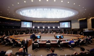 Vista de la sala donde los líderes de los países de la OTAN han celebrado su reunión, en la sede de la Alianza Atlántica, en Bruselas. REUTERS/Olivier Matthys/Pool