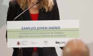 La ministra de Trabajo, Yolanda Díaz, comparece ante la prensa, con motivo de la firma de un convenio que facilitará realizar acciones de colaboración conjunta entre la Inspección de Trabajo y Seguridad Social e Injuve para mejorar las condiciones laboral