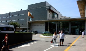 Entrada de l'Hospital de la Santa Creu i Sant Pau el dia 23 d'agost de 2019