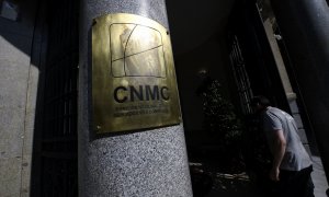 Entrada al edificio de la sede de la CNMC en el centro de Madrid. E.P./Óscar Cañas