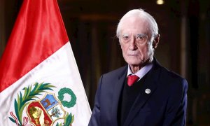 Fotografía de archivo difundida por presidencia del Perú, que muestra al canciller Héctor Béjar.