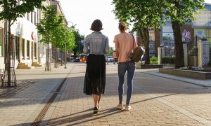 ¿Cuántos kilómetros al día es bueno caminar?