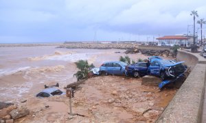 Cotxes destrossats a les Cases d'Alcanar en una imatge d'aquest dimecres, 1 de setembre.