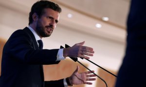 Pablo Casado: "Frente a su obsesión con el aborto, intentaremos ayudar a que las mujeres que deciden ser madres tengan todo el apoyo para serlo"