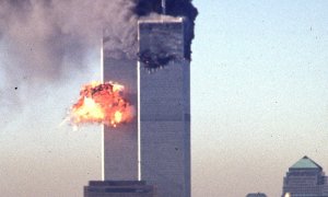 Momento en el que el segundo avión impacta contra la segunda de las Torres Gemelas de Nueva York el 11-S.