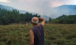 07/09/2021 El fuego está devastando la parroquia lucense de Ribas de Sil