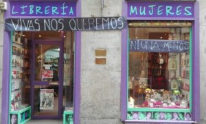 Fotografía del exterior de Librería de Mujeres Madrid.