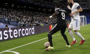 Los estadios de fútbol en España volverán a estar ocupados por los aficionados al 100%. Este 28 de septiembre de 2021, el Real Madrid jugó todavía con restricciones el partido de Liga de Campeones contra el Sheriff Tiraspol.