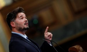 "Un expresidente español mentiroso hablando de honestidad...": Rufián arrasa en Twitter con un tuit explicando la convención del PP