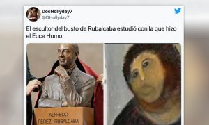 Los tuiteros, estupefactos con el busto del PSOE a Rubalcaba: "El escultor lo ha hecho por las noches y sin luz"