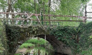 Vecinos piden que la reparación del puente de Revilla "respete" el patrimonio