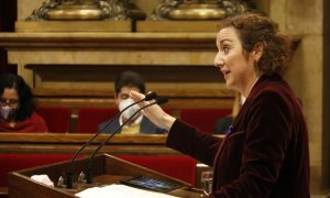 La portaveu del PSC-Units, Alicia Romero, intervenint al ple del Parlament.