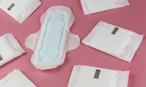 Productos para la menstruación: Compresas. Fotografía de archivo.